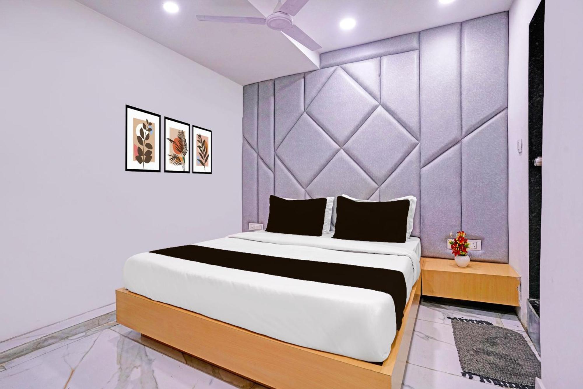 Hotel O Patang 24 Ahmedabad Exterior photo